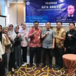 pelatihan data analis